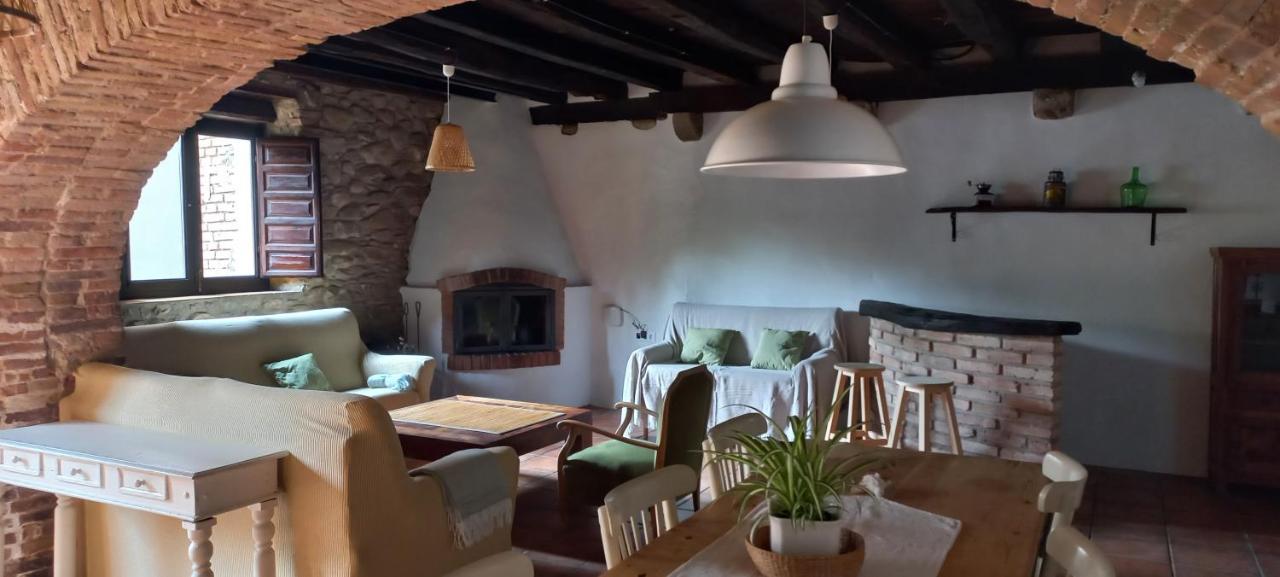 La Fabrica De Targarona Sant Pere de Torello Exterior foto